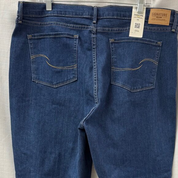 NWT Levi Strauss Signature Gold - 20S - Picture 3 of 4